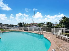 1332 Bayview Dr 203, Fort Lauderdale FL 33304