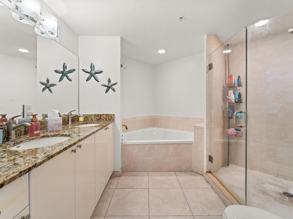1830 Radius Dr 1017, Hollywood FL 33020