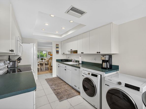 1251 Sugar Sands Boulevard 125, Singer Island FL 33404