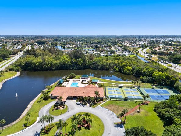5942 Parkwalk Circle W, Boynton Beach FL 33472