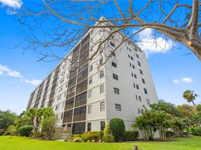 2232 N Cypress Bend Drive 107, Pompano Beach FL 33069
