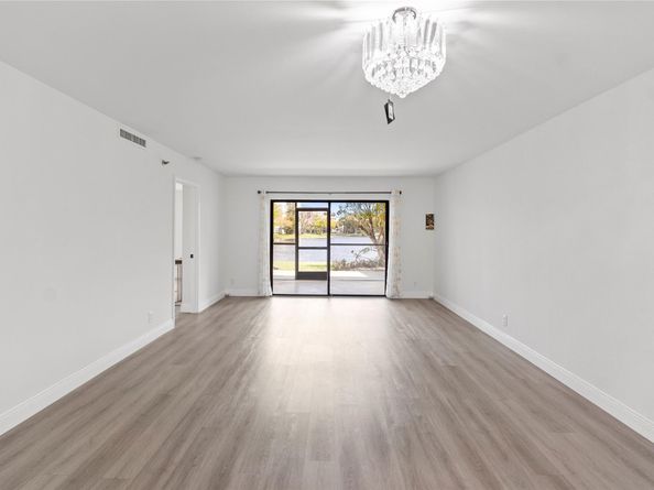 2232 N Cypress Bend Drive 107, Pompano Beach FL 33069