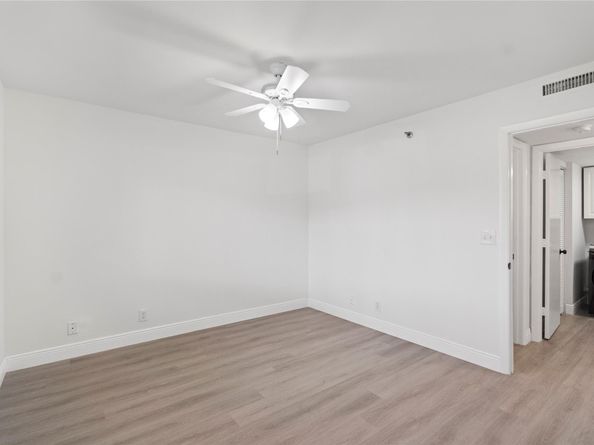 2232 N Cypress Bend Drive 107, Pompano Beach FL 33069