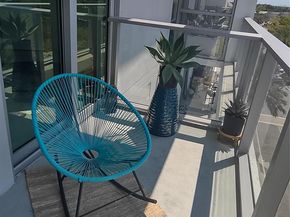 2000 Metropica 507, Sunrise FL 33323