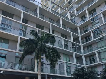 2000 Metropica