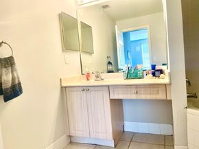 2080 Greenview Shores Boulevard 421, Wellington FL 33414