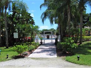 450 Egret Circle 9305, Delray Beach FL 33444