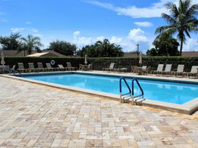9975 Ligustrum Tree Way B, Boynton Beach FL 33436