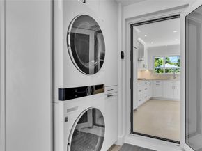 2008 Admirals Way, Fort Lauderdale FL 33316