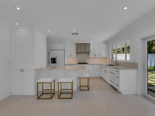 2008 Admirals Way, Fort Lauderdale FL 33316