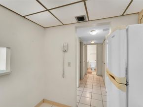 3048 E Sunrise Lakes Dr 112, Fort Lauderdale FL 33322