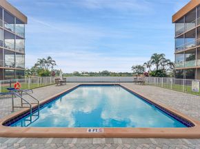 3048 E Sunrise Lakes Dr 112, Fort Lauderdale FL 33322
