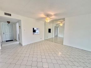 7600 NW 5th Pl 102, Margate FL 33063