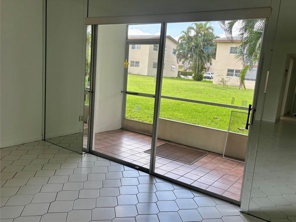 7600 NW 5th Pl 102, Margate FL 33063