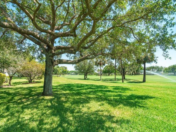 65 Eastgate Drive B, Boynton Beach FL 33436
