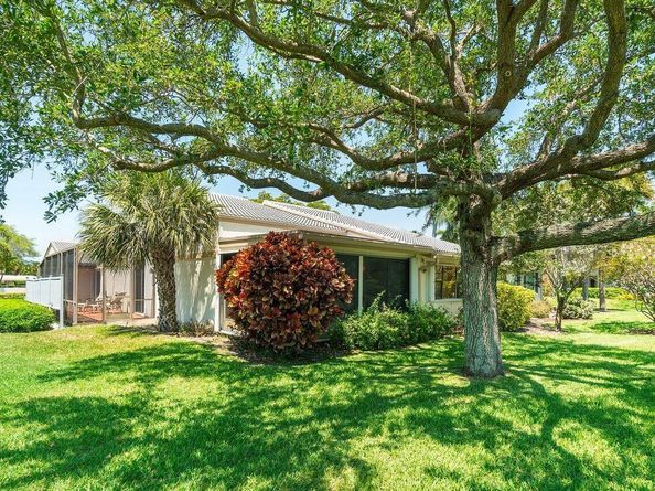 65 Eastgate Drive B, Boynton Beach FL 33436