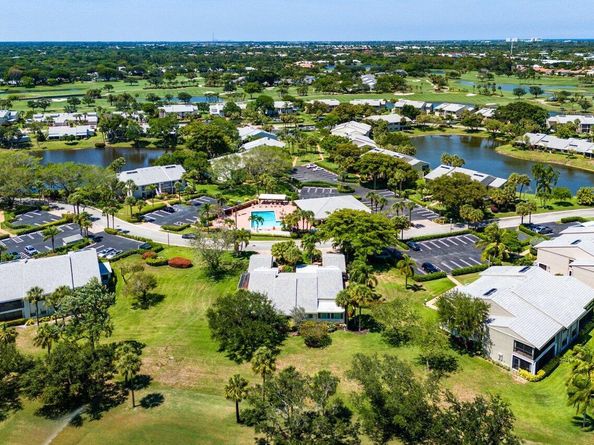 65 Eastgate Drive B, Boynton Beach FL 33436