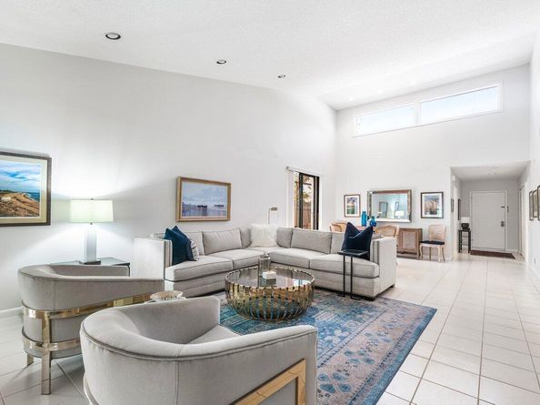 65 Eastgate Drive B, Boynton Beach FL 33436