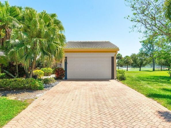 65 Eastgate Drive B, Boynton Beach FL 33436