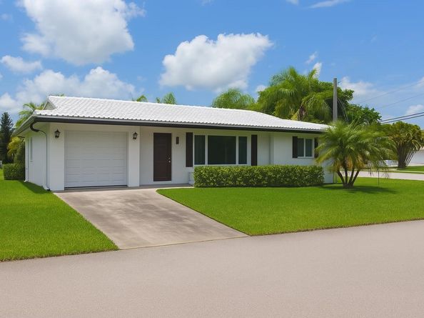 8415 NW 59th Pl, Tamarac FL 33321
