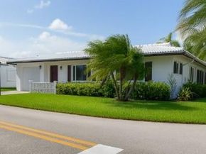 8415 NW 59th Pl, Tamarac FL 33321