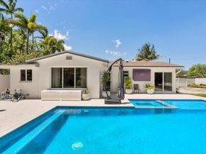 1736 SW 30TH St, Fort Lauderdale FL 33315
