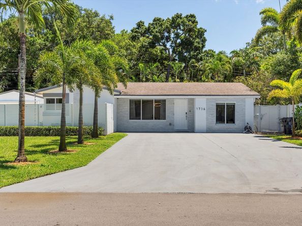 1736 SW 30TH St, Fort Lauderdale FL 33315
