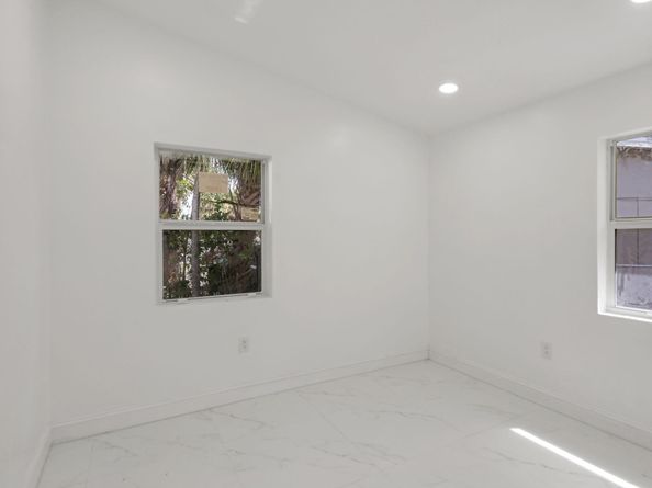 1530 NW 18 Court, Fort Lauderdale FL 33311
