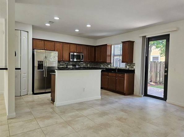 9627 Watercrest Isle, Parkland FL 33076