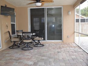 141 Kings Way, Royal Palm Beach FL 33411