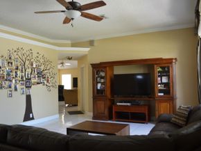 141 Kings Way, Royal Palm Beach FL 33411