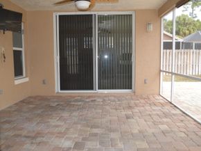 141 Kings Way, Royal Palm Beach FL 33411