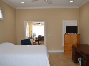 141 Kings Way, Royal Palm Beach FL 33411