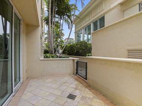 99 SE Mizner 602 Boulevard 602, Boca Raton FL 33432