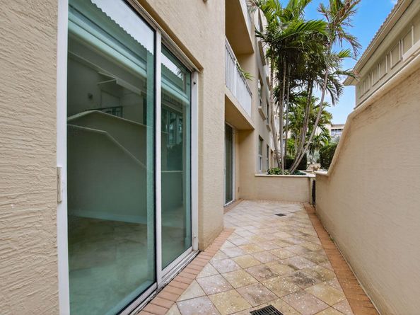 99 SE Mizner 602 Boulevard 602, Boca Raton FL 33432