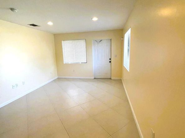 519 NW 3rd Avenue 519521, Hallandale Beach FL 33009