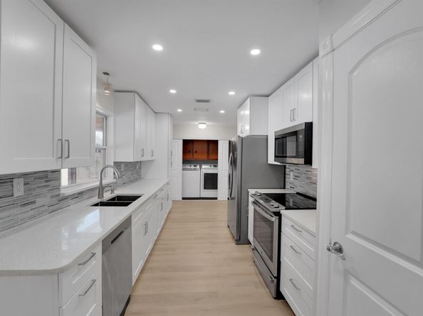 600 NW 12th Avenue, Boca Raton FL 33486