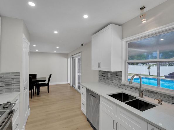 600 NW 12th Avenue, Boca Raton FL 33486