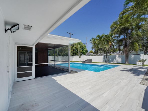 600 NW 12th Avenue, Boca Raton FL 33486