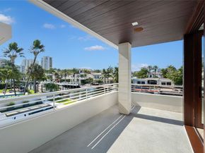 10 Pelican Dr, Fort Lauderdale FL 33301