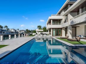 10 Pelican Dr, Fort Lauderdale FL 33301