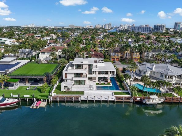 10 Pelican Dr, Fort Lauderdale FL 33301