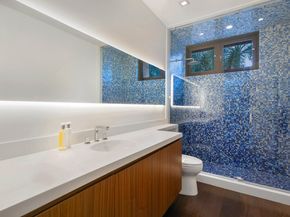 10 Pelican Dr, Fort Lauderdale FL 33301