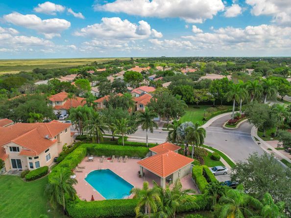 5664 NW 125th Ave, Coral Springs FL 33076
