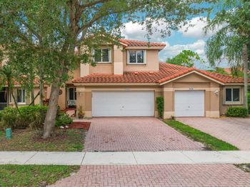 5664 NW 125th Ave