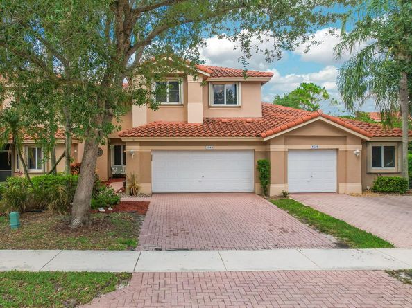5664 NW 125th Ave, Coral Springs FL 33076