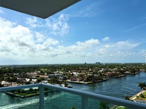 3233 NE 34th St 1403, Fort Lauderdale FL 33308