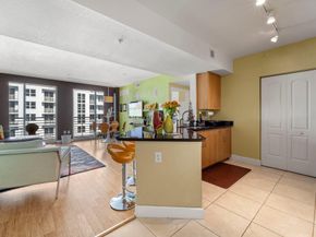 1830 Radius Dr 1012, Hollywood FL 33020