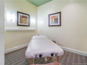 1830 Radius Dr 1012, Hollywood FL 33020