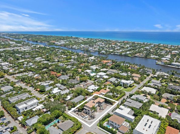 301 NE 7th Avenue, Delray Beach FL 33483